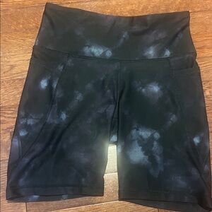 EUC Old Navy Bike Shorts with Pockets